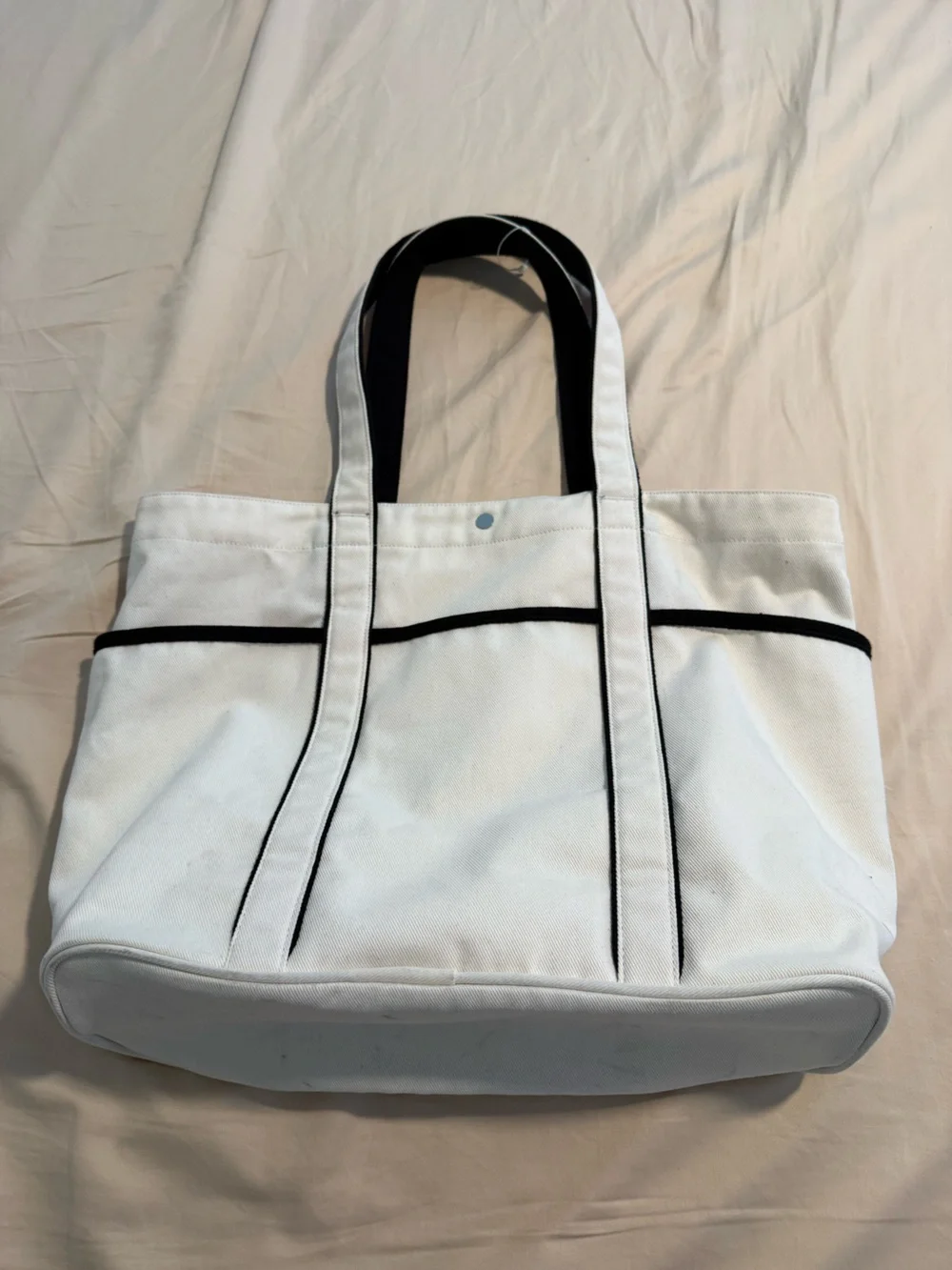 Lululemon Multi-Pocket Tote Bag 20L
